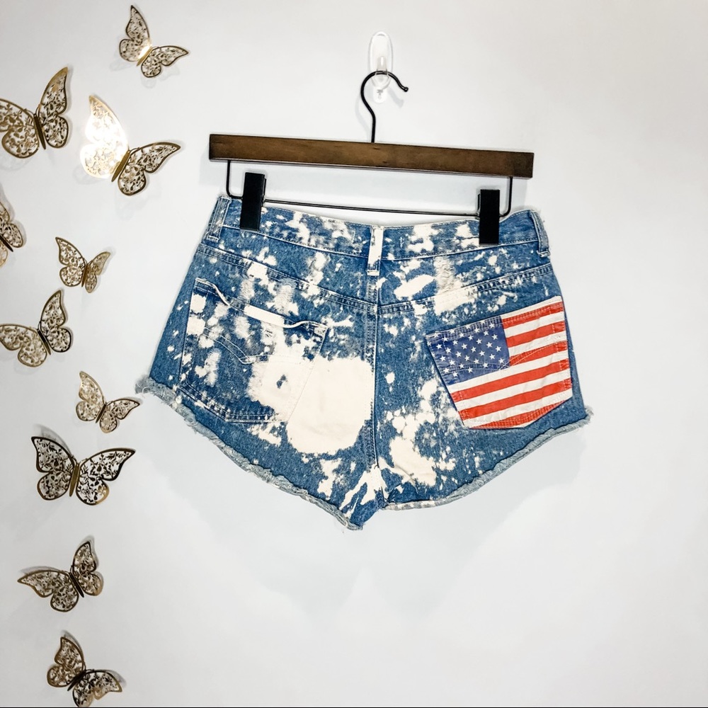 🦋🌙 REHAB | Distressed Paint Splattered Jeans and American Flag Back Pocket